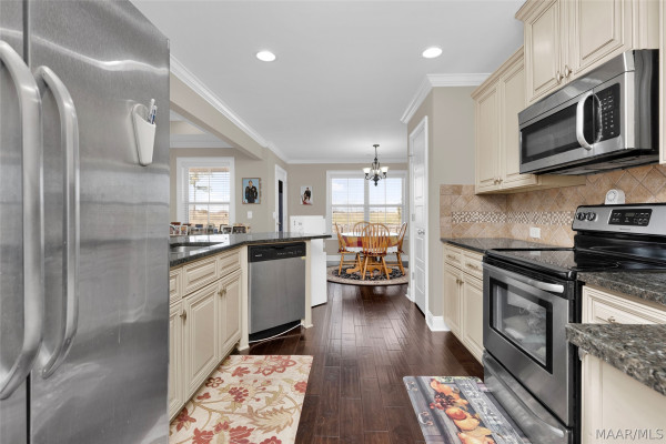 8240 Ryan Ridge Loop