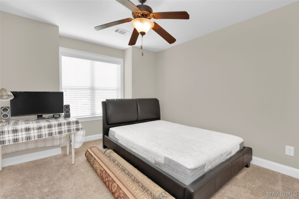 8240 Ryan Ridge Loop