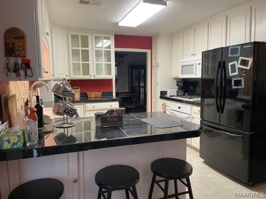 3650 Southview Avenue