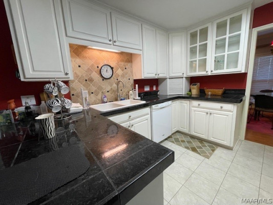 3650 Southview Avenue