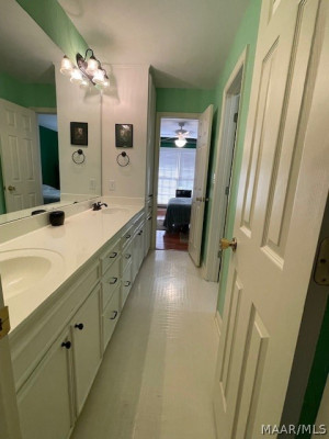 3650 Southview Avenue