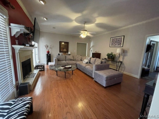 3650 Southview Avenue