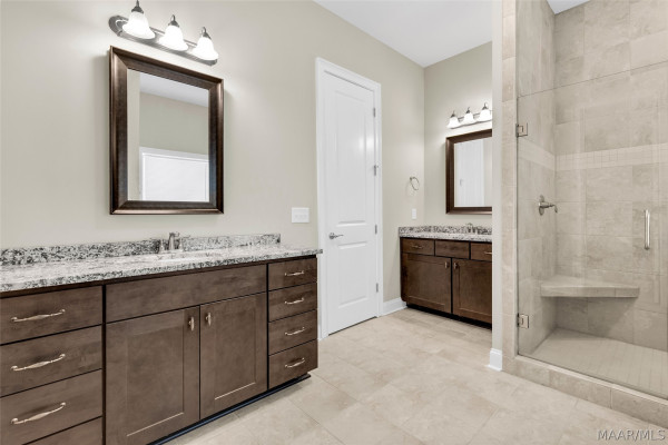 8621 Melbourne Circle