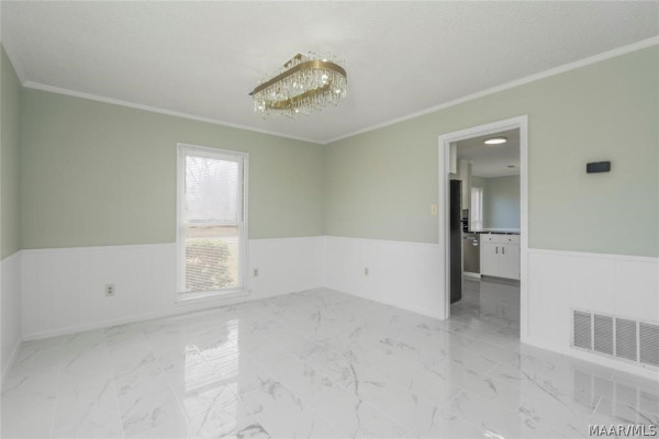 7260 ROLLING HILLS Boulevard