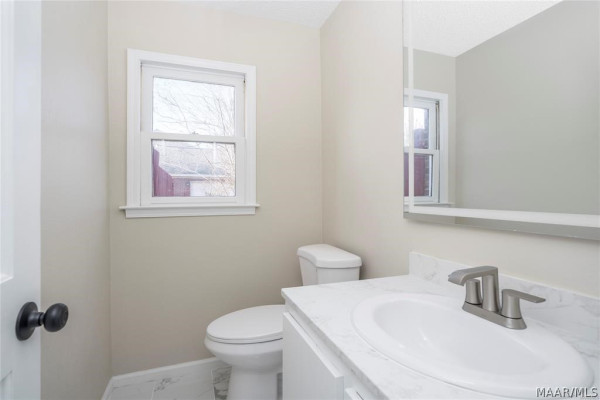 7260 ROLLING HILLS Boulevard