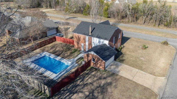 7260 ROLLING HILLS Boulevard