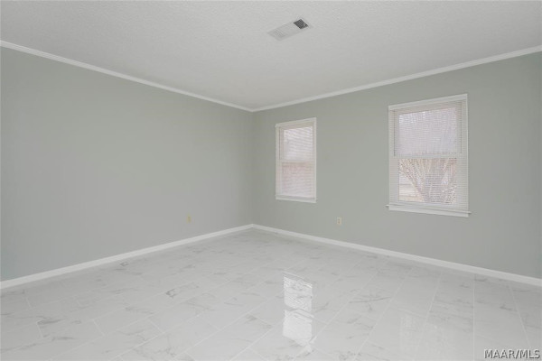 7260 ROLLING HILLS Boulevard