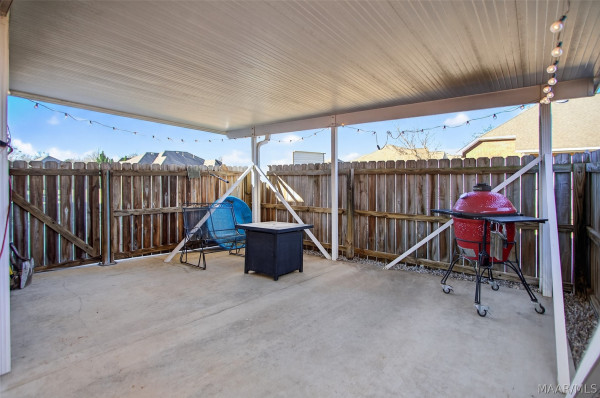 526 Ashton Oak Drive