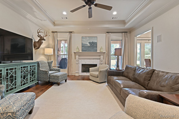 7544 Lakeridge Drive