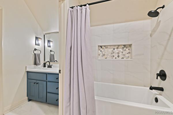 7544 Lakeridge Drive