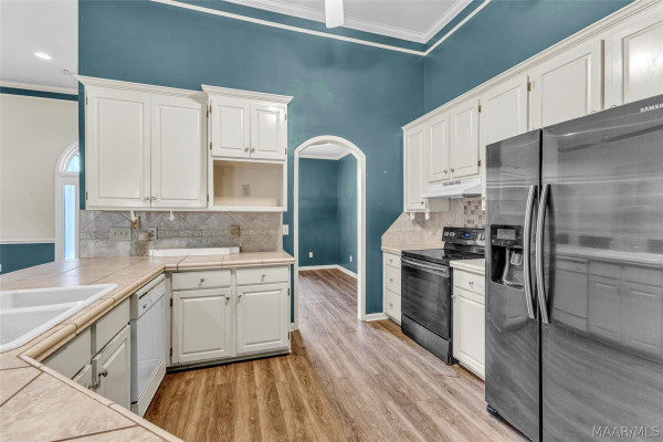 250 Willow Bend Drive