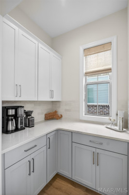 9370 CRESCENT LODGE Circle