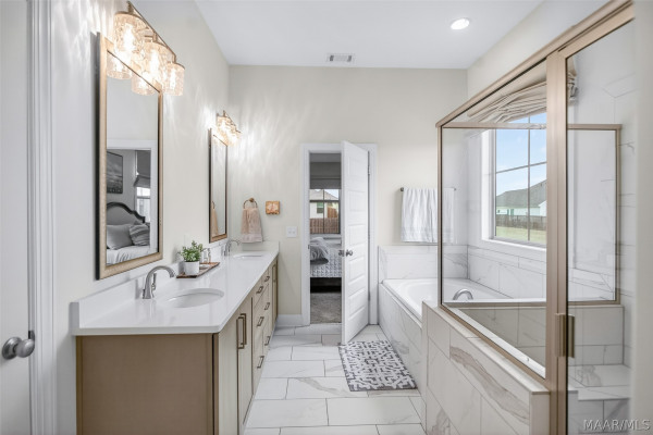 9370 CRESCENT LODGE Circle