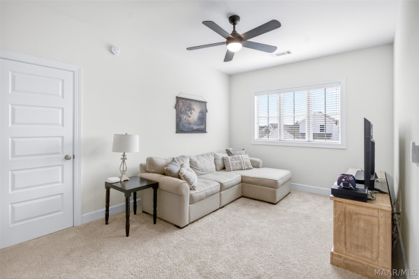 9370 CRESCENT LODGE Circle