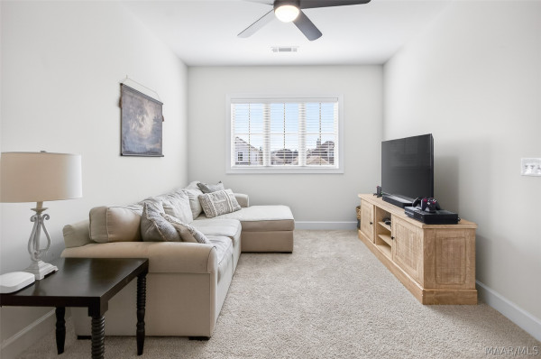 9370 CRESCENT LODGE Circle