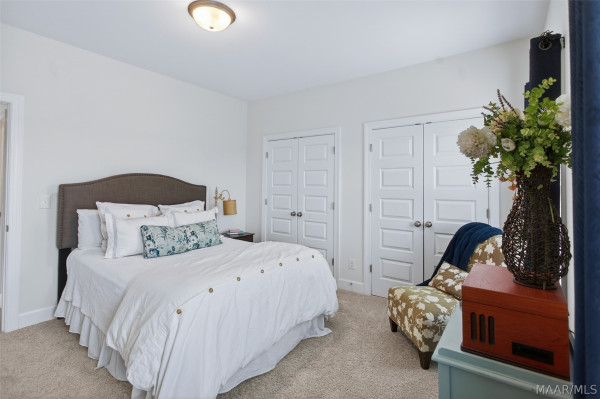 9370 CRESCENT LODGE Circle