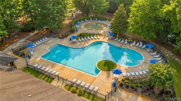 9370 CRESCENT LODGE Circle