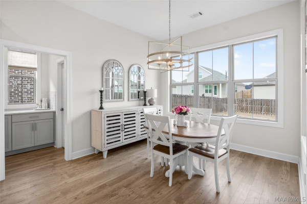 9370 CRESCENT LODGE Circle