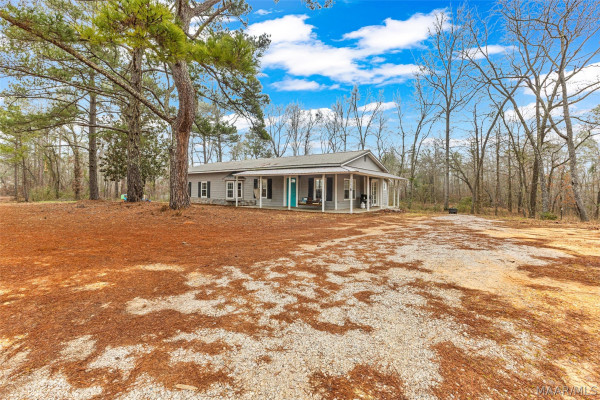 1703 County Road 39 .