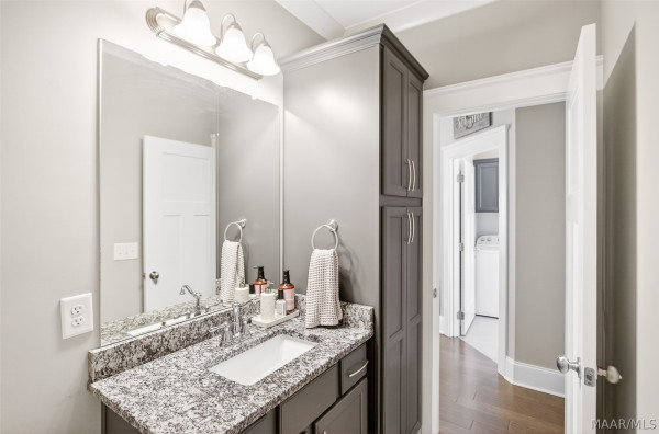 132 Avenue Of The Orchards .