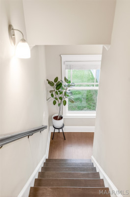 132 Avenue Of The Orchards .