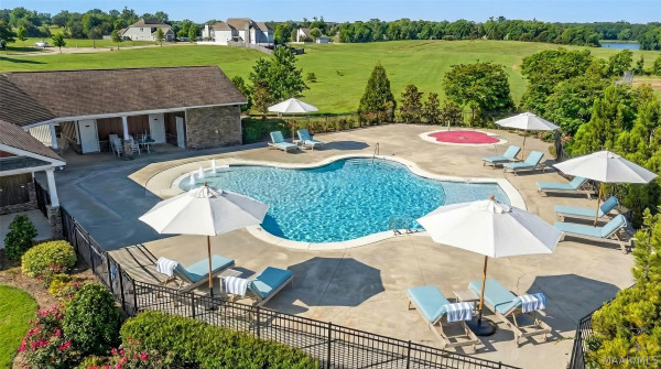 132 Avenue Of The Orchards .