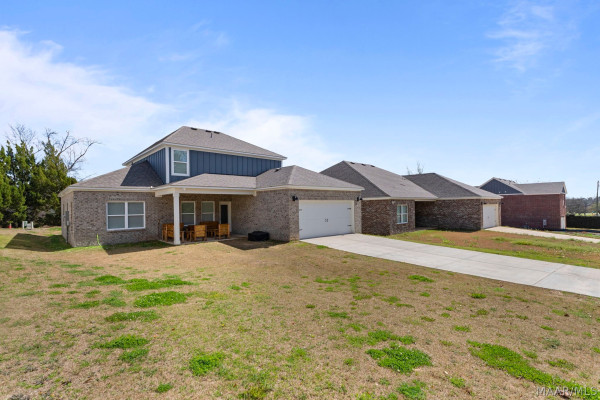 1716 Windsor Hill Lane