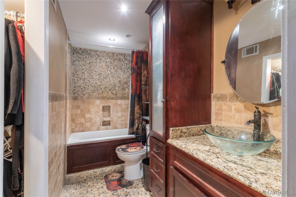 1753 Northfield Drive