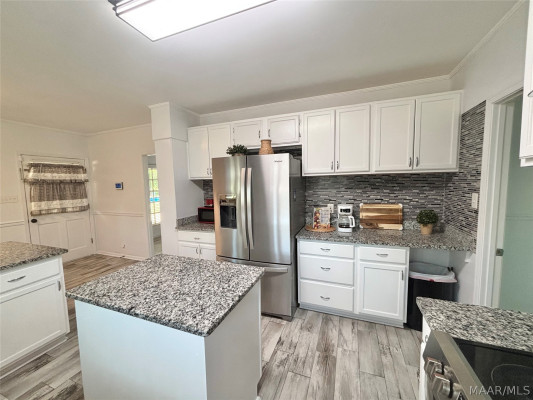 447 Arrowhead Drive