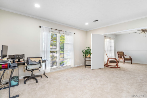 447 Arrowhead Drive