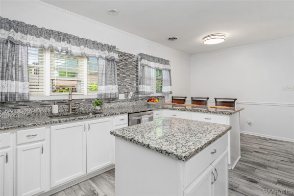 447 Arrowhead Drive