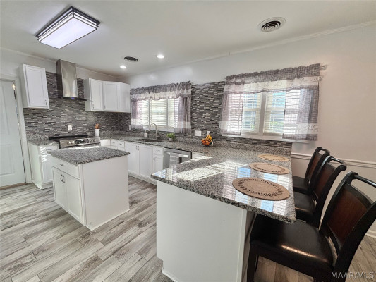447 Arrowhead Drive