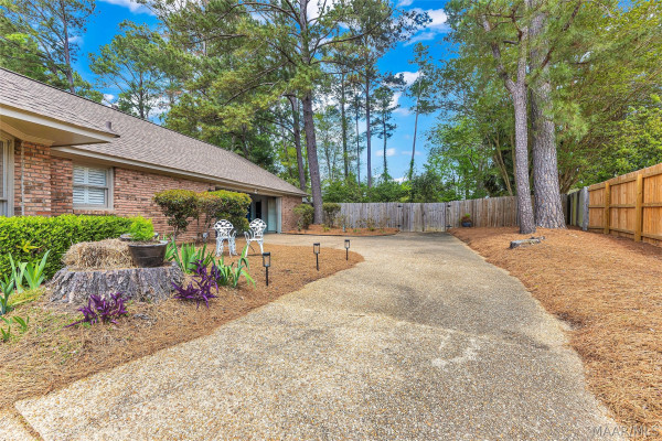 7807 Halcyon Forest Trail