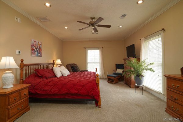 705 YELLOWSTONE Drive