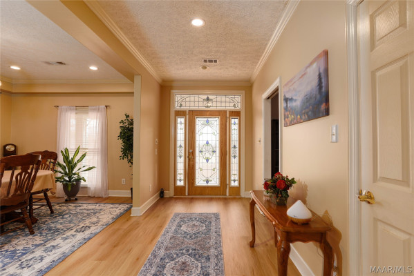 705 YELLOWSTONE Drive