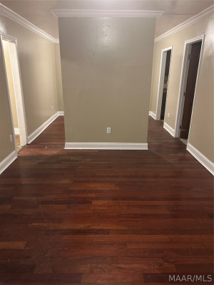 921 Oakbrook Drive