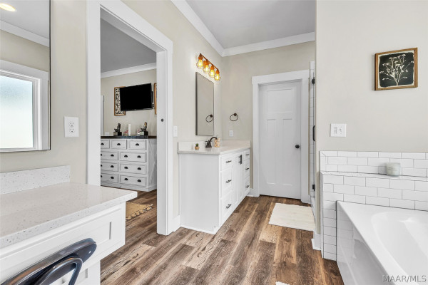 68 River Stone Court