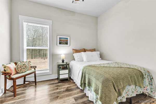 68 River Stone Court