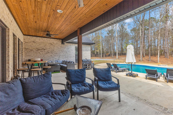 68 River Stone Court