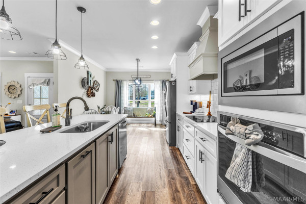 68 River Stone Court