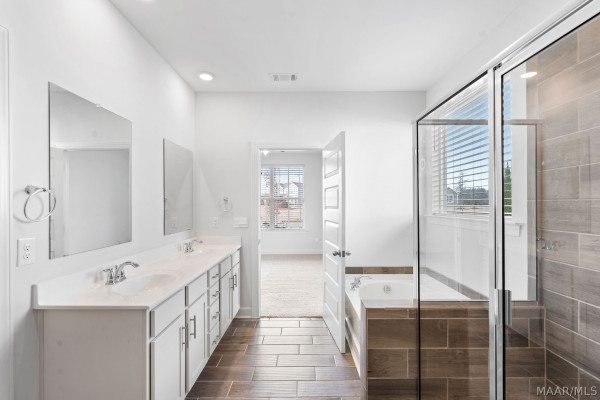 2245 Crossroads Pass