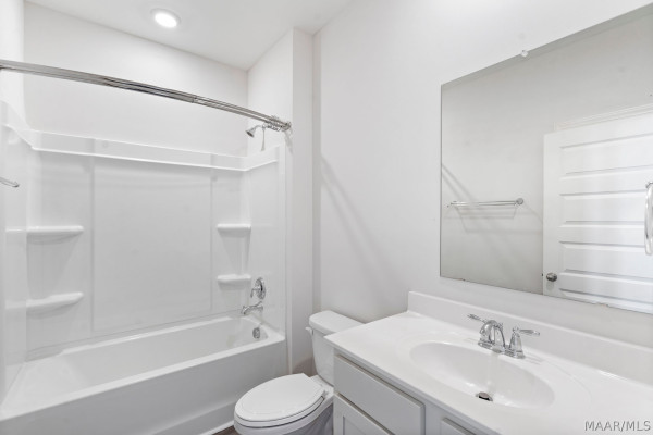 2245 Crossroads Pass