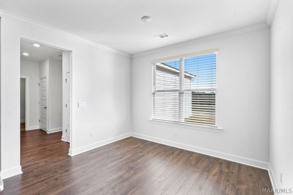 2245 Crossroads Pass