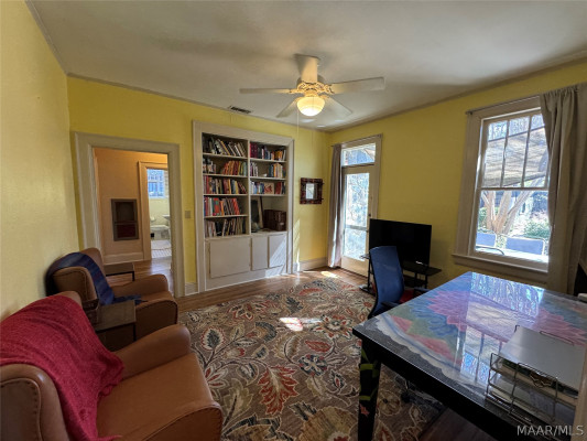 350 Winthrop Court
