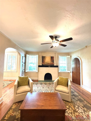 350 Winthrop Court