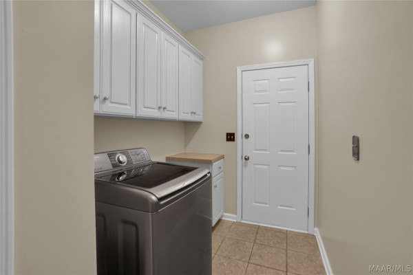1524 Melissa Lane