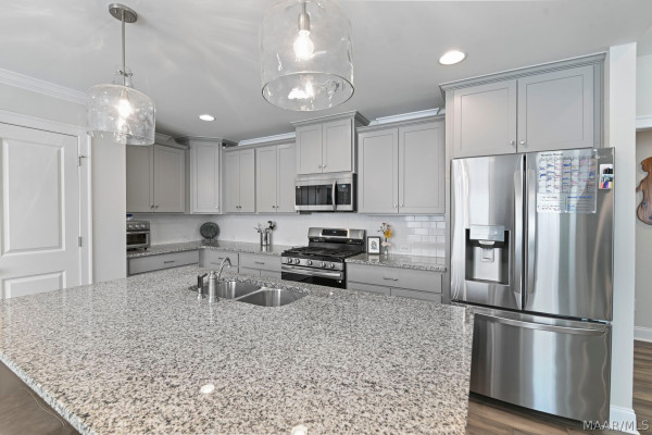 380 Crushing Heights