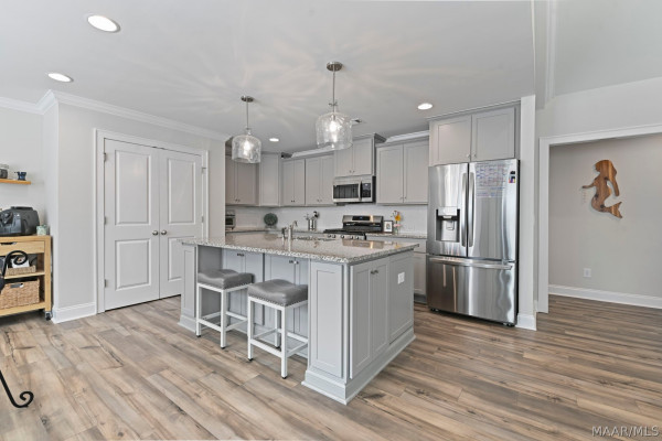 380 Crushing Heights