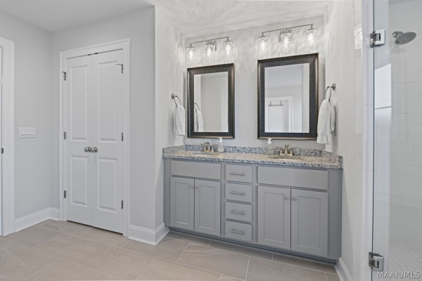 380 Crushing Heights