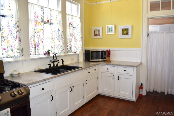 1287 S Lawrence Street